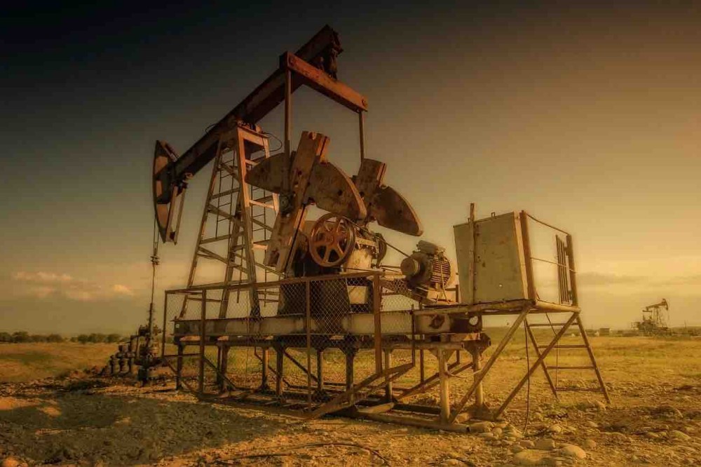 petrol fiyatlarinda ocak 2018 den beri bir ilk 